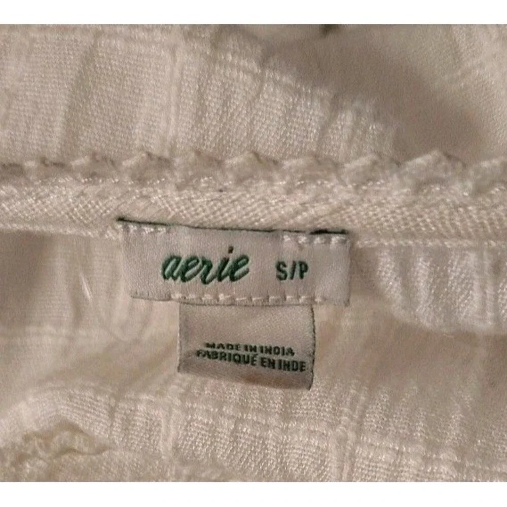 Aerie Women’s Romper Small White Textured V-Neck Button Front Pockets Coastal - Picture 5 of 14